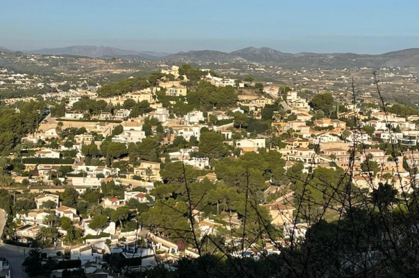 plot in Moraira