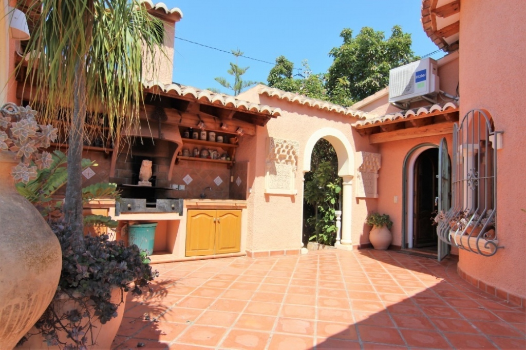 8 bed villa in Benissa