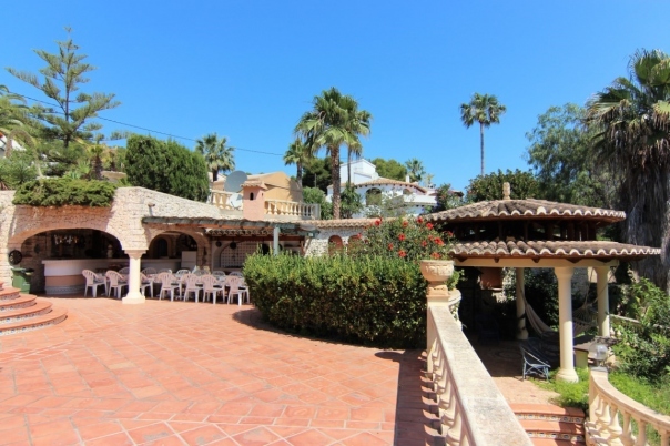 8 bed villa in Benissa