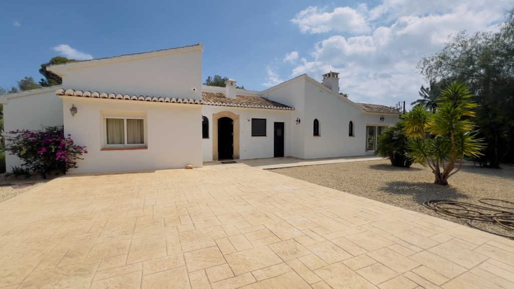 6 bed villa in Javea