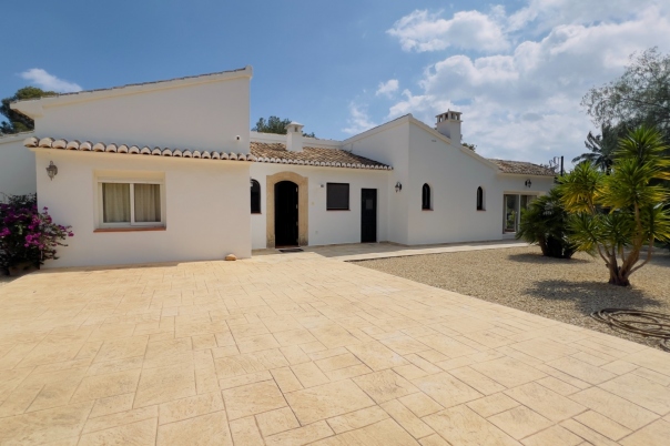 6 bed villa in Javea