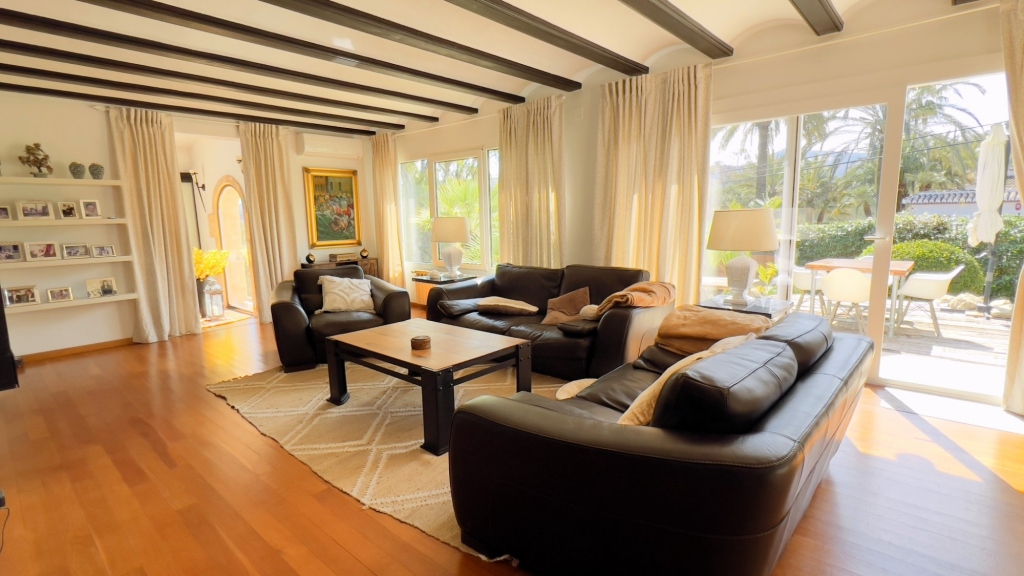 6 bed villa in Javea