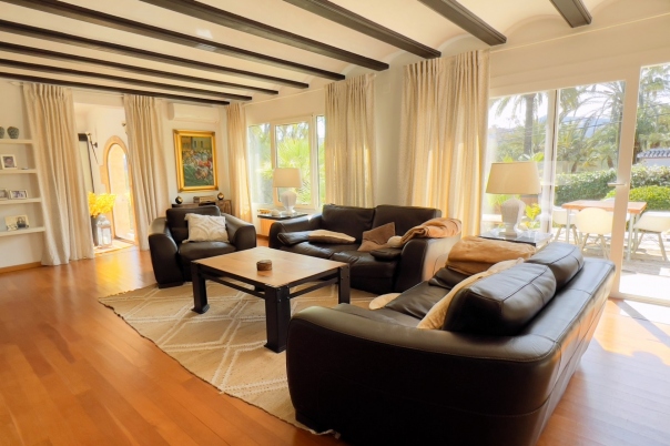 6 bed villa in Javea