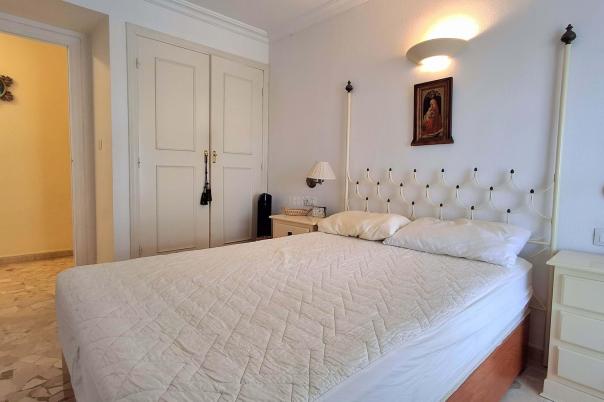 2 bed apartment in Alicante/Alacant