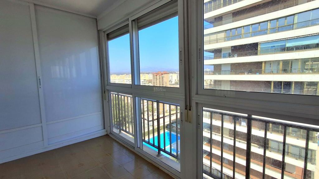2 bed apartment in Alicante/Alacant