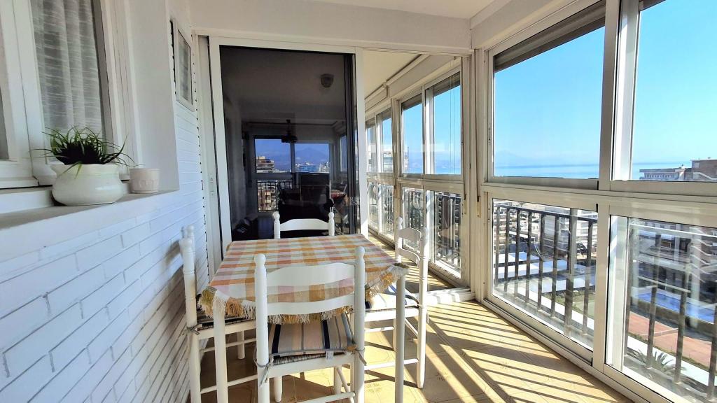 2 bed apartment in Alicante/Alacant