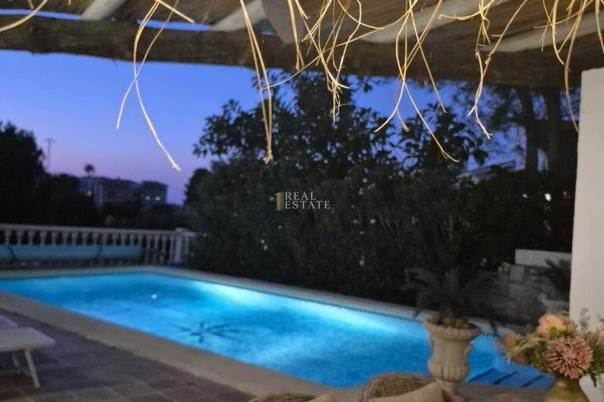 4 bed villa in Dénia