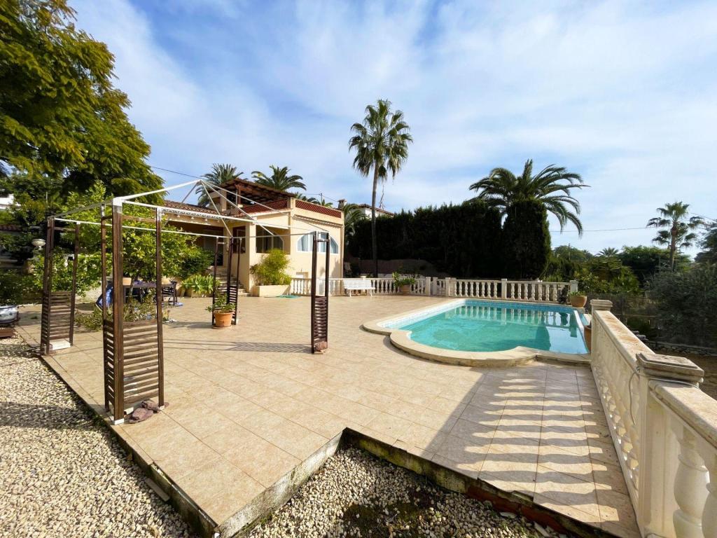 4 bed casa / chalet in Benissa