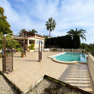 4 bed casa / chalet in Benissa