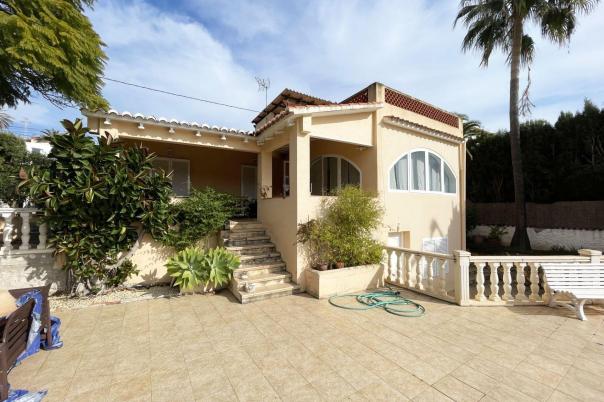 4 bed casa / chalet in Benissa