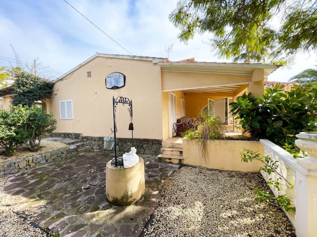 4 bed casa / chalet in Benissa