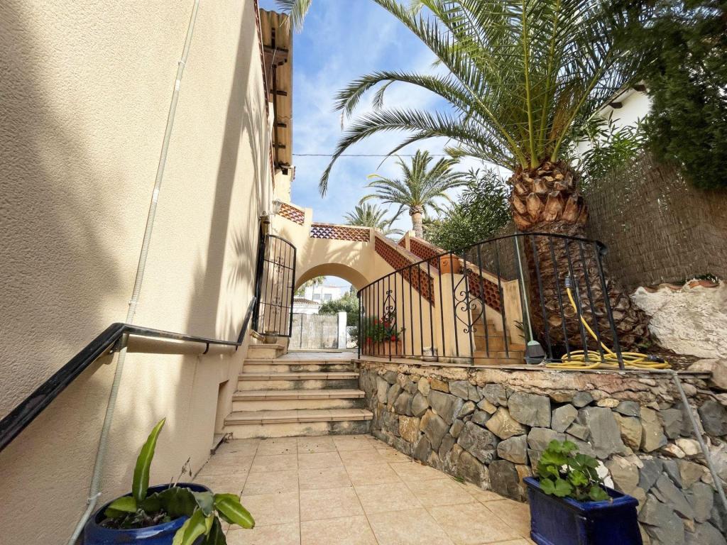 4 bed casa / chalet in Benissa