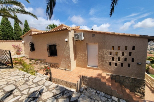 4 bed casa / chalet in Calpe / Calp