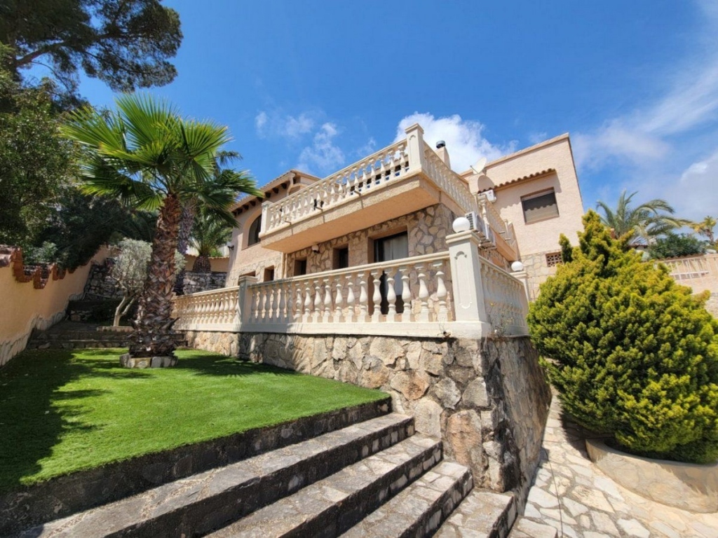 4 bed casa / chalet in Calpe / Calp