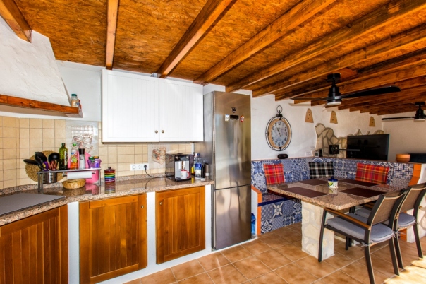 5 bed villa in Benissa