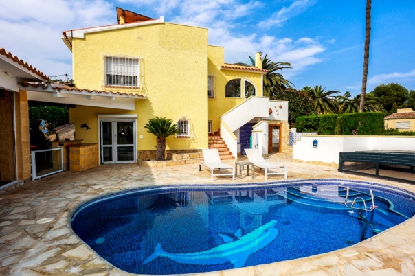 5 bed villa in Benissa