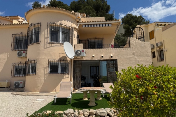 3 bed apartment in Teulada