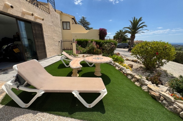 3 bed apartment in Teulada