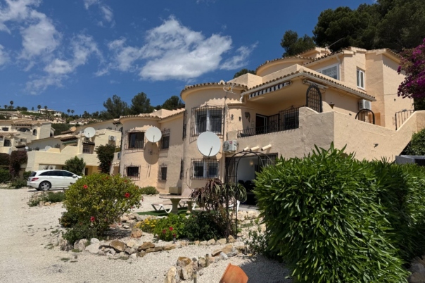 3 bed apartment in Teulada