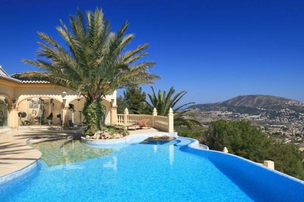 4 bed villa in Moraira