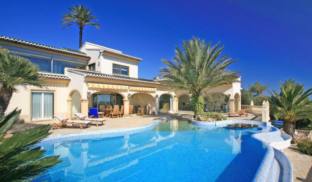 4 bed villa in Moraira