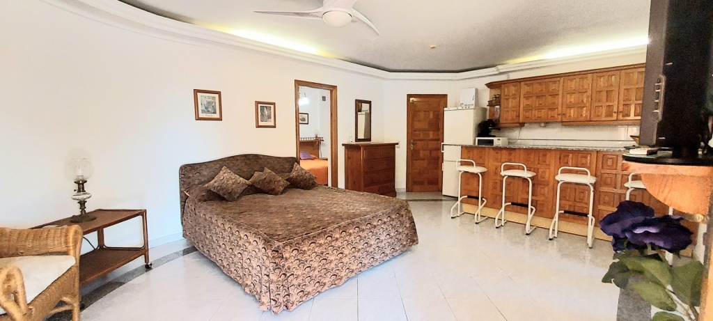 8 bed villa in Benissa