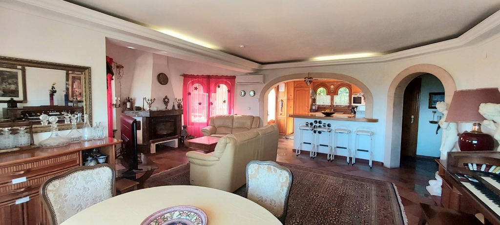 8 bed villa in Benissa