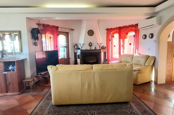 8 bed villa in Benissa