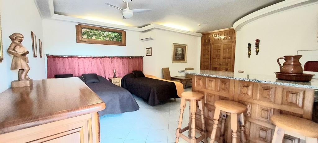 8 bed villa in Benissa