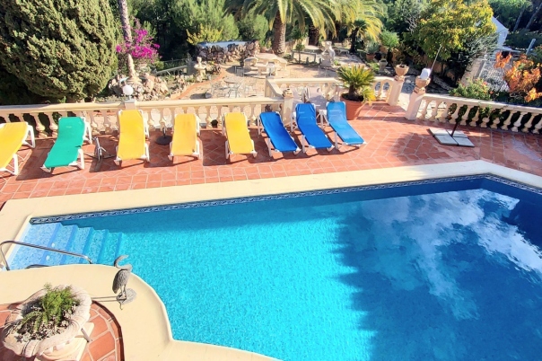 8 bed villa in Benissa