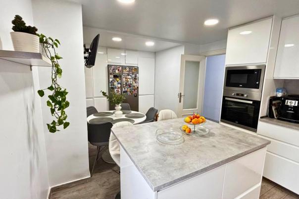 4 bed apartment in Altea