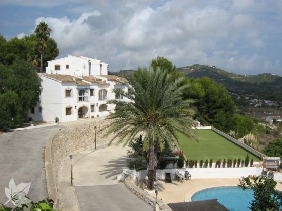 The Colina Club - The Caring Retirement Village Costa Blanca