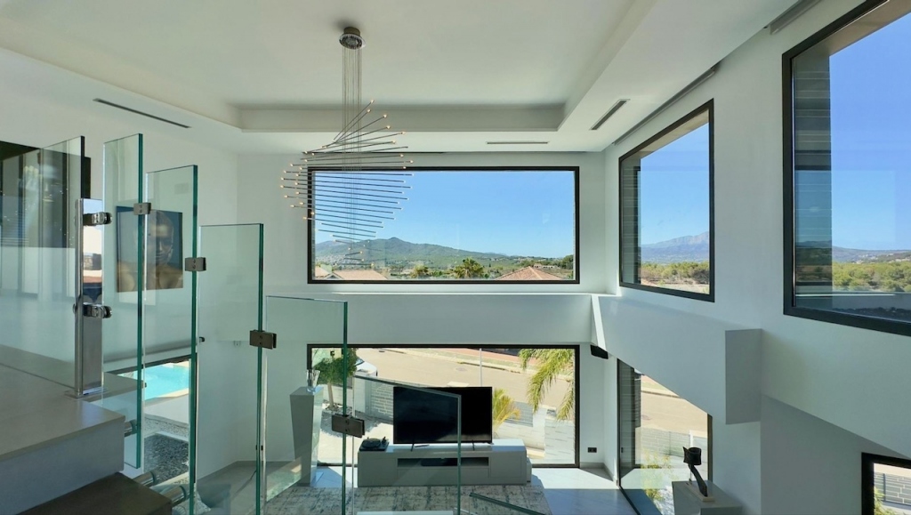 5 bed villas in Benitachell