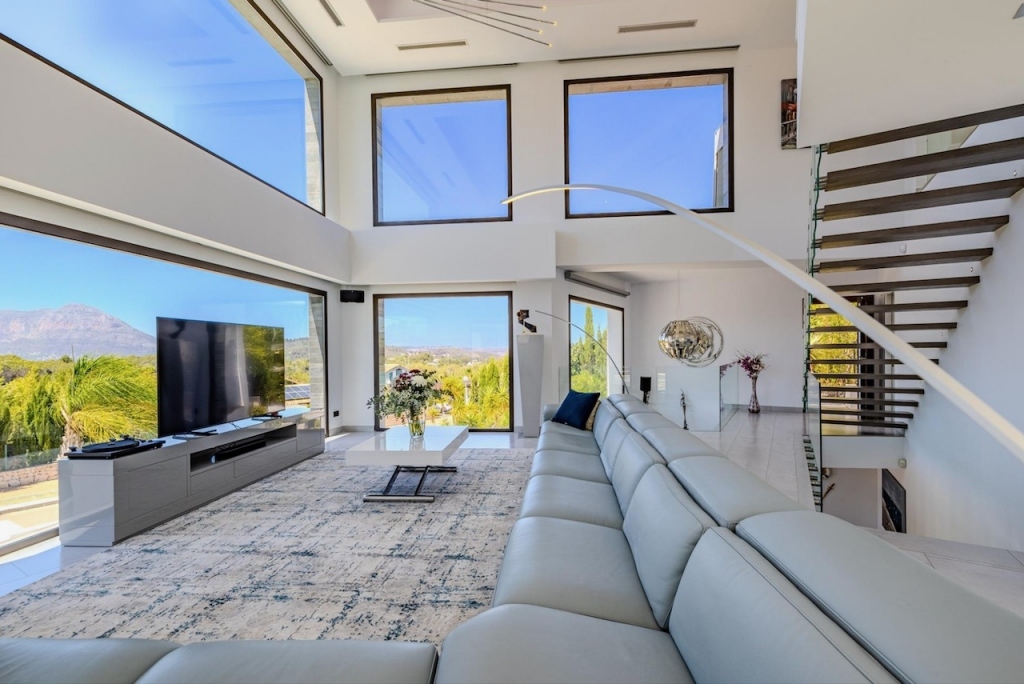 5 bed villas in Benitachell