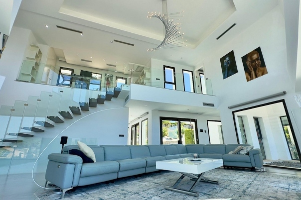 5 bed villas in Benitachell