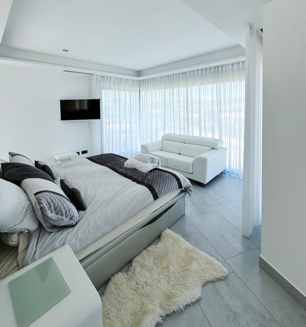 5 bed villas in Benitachell