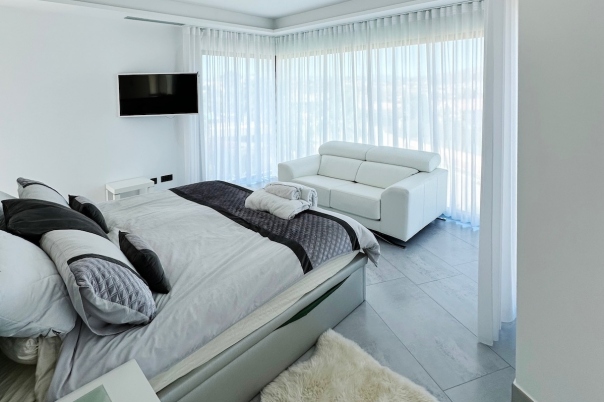 5 bed villas in Benitachell