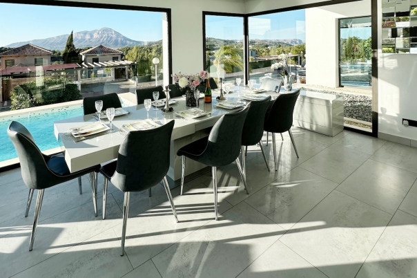 5 bed villas in Benitachell