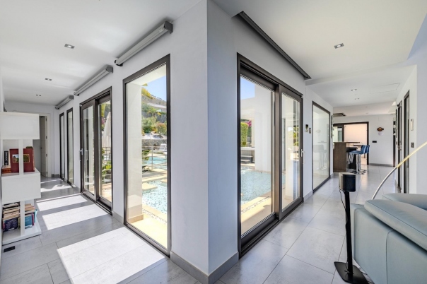 5 bed villas in Benitachell