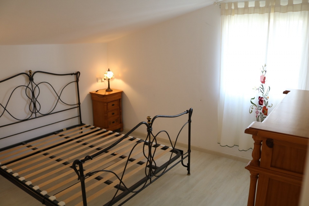 4 bed town_house in Orba