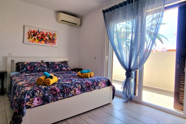 3 bed town house in Denia