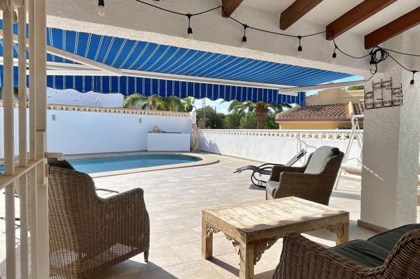 5 bed villa in Moraira