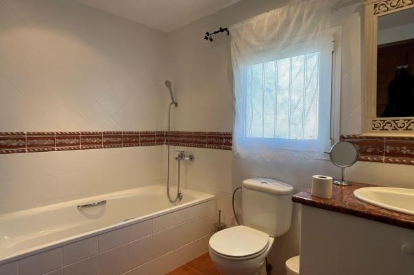 5 bed villa in Moraira