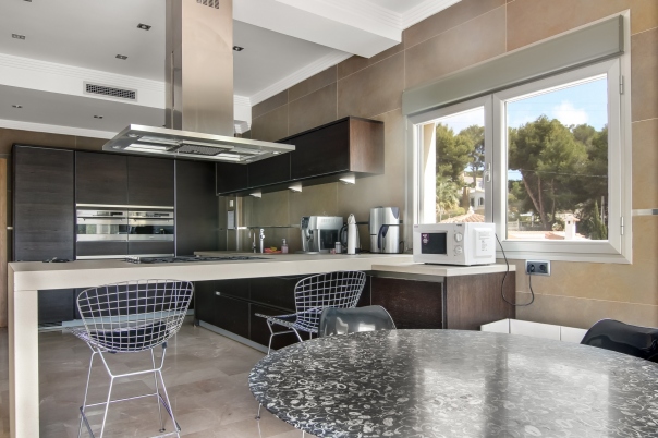 6 bed villa in Benissa