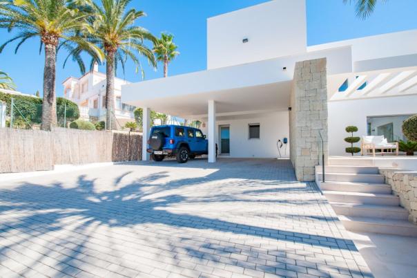 4 bed villa in Moraira