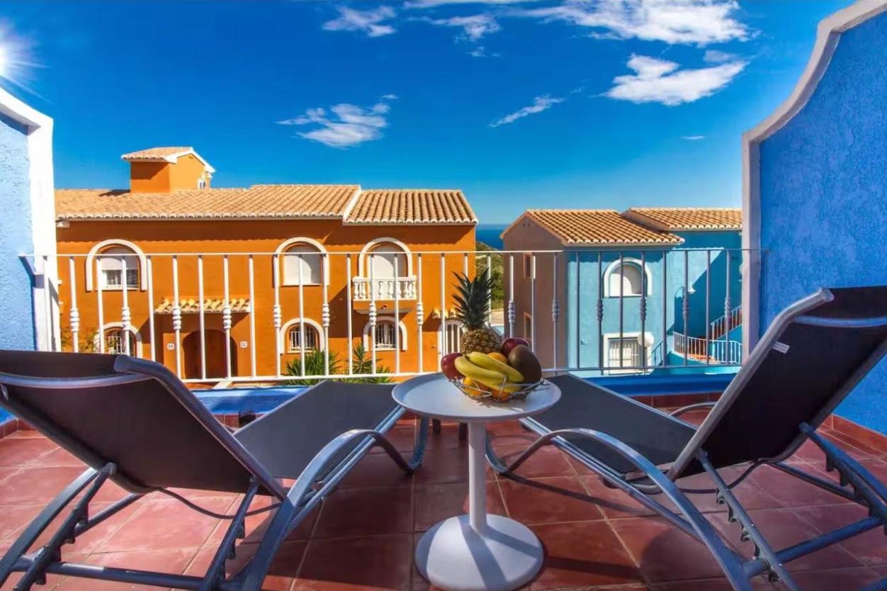 2 bed apartments - flats in Benitachell