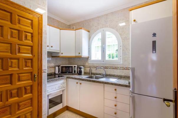 2 bed apartments - flats in Benitachell