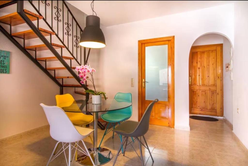 2 bed apartments - flats in Benitachell