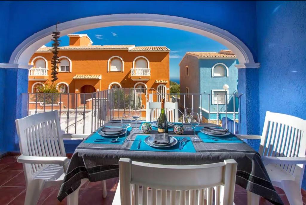 2 bed apartments - flats in Benitachell