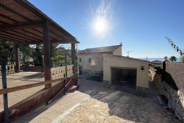 4 bed casa / chalet in Calpe / Calp